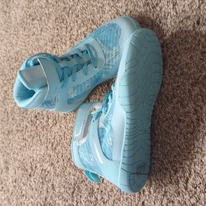 Sisttke wrestling shoes brand new